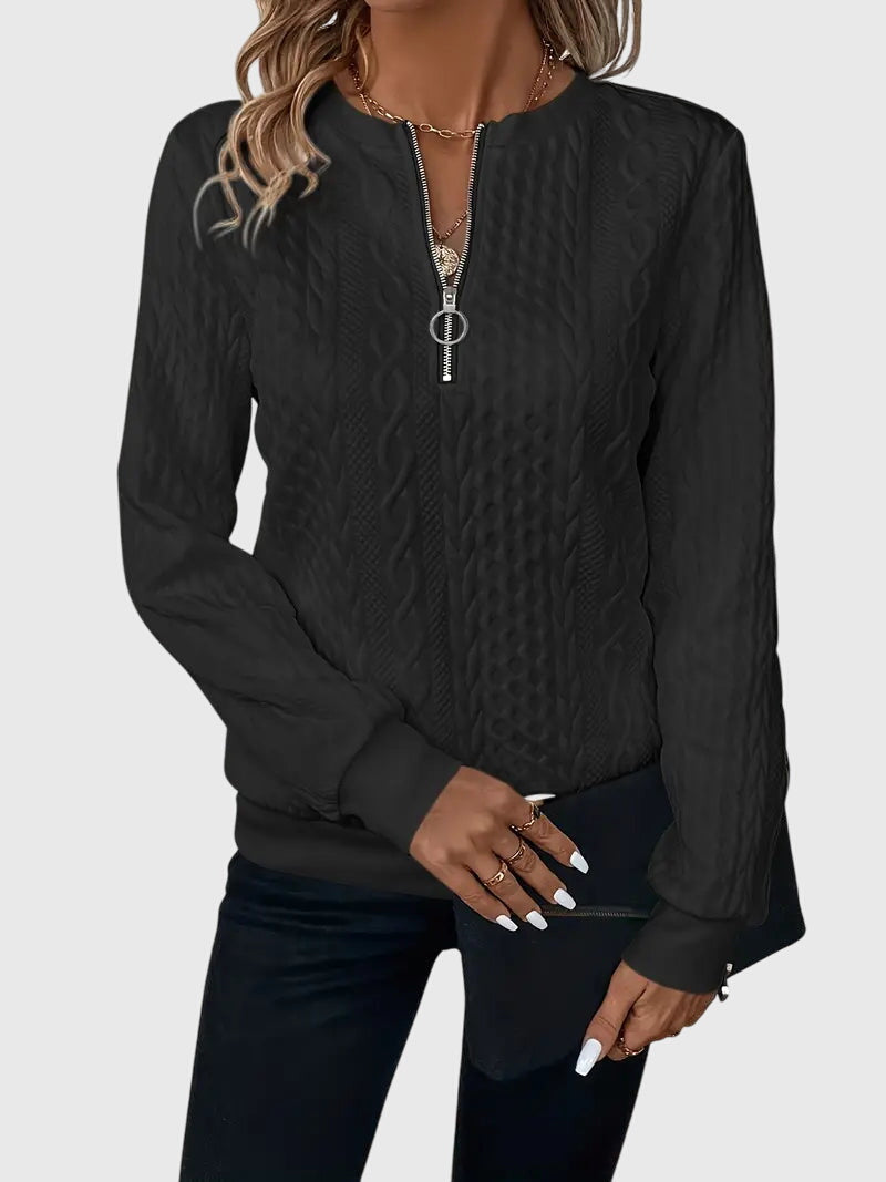 "Nora | Elegancki Sweter z Półzamkiem" could be rewritten as "Nora | Stylowy Sweter z Półzamkiem".