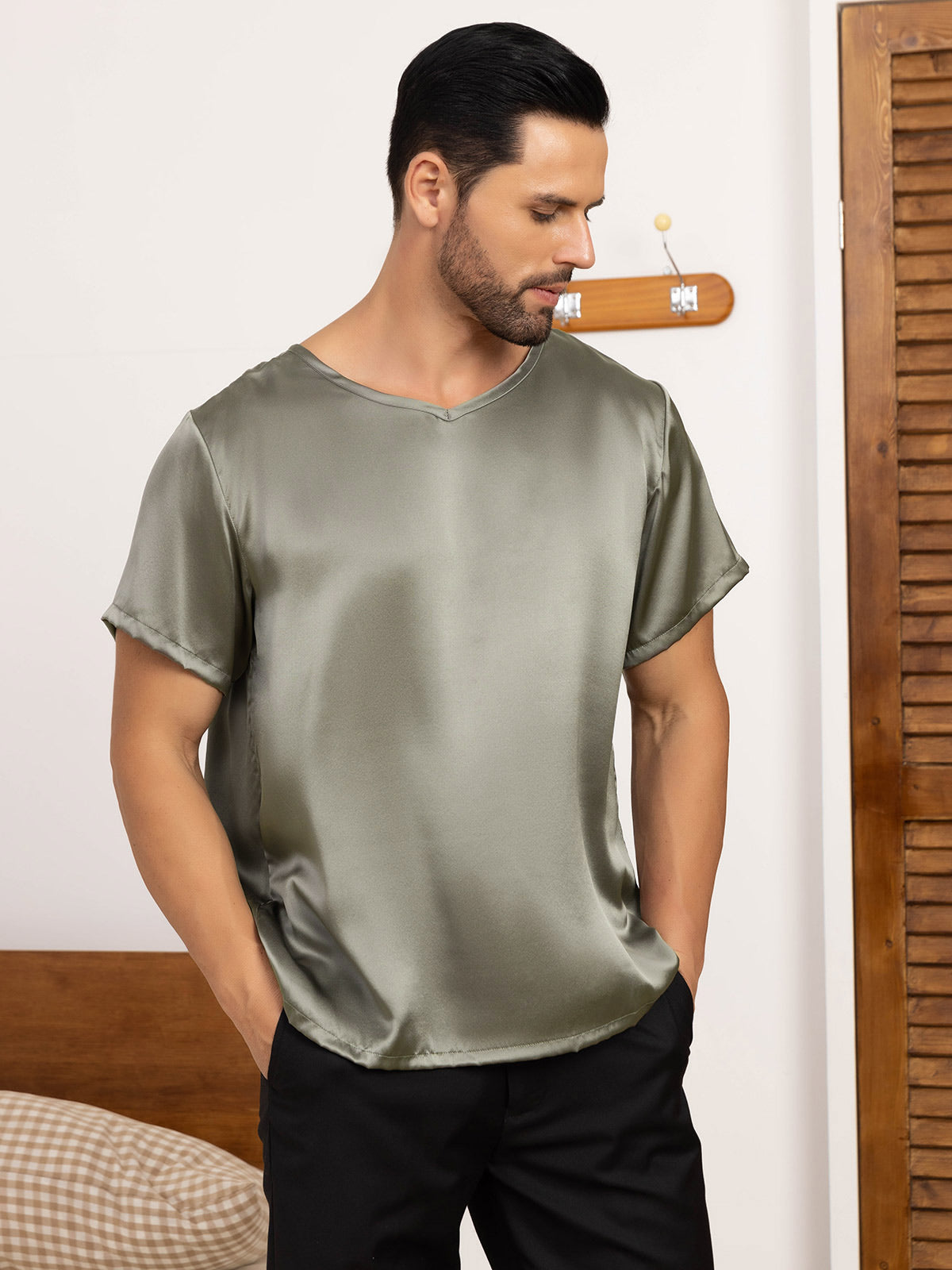 Pure Silk Short Sleeve V-Neck Men's Tee