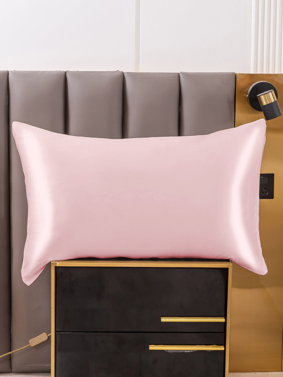 100% Mulberry Silk Pillowcase - Hidden Zipper