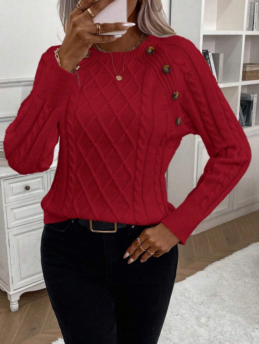 Klara | Sweter z Guzikami i Warkoczowym Splotem