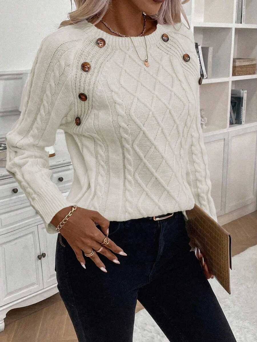 Klara | Sweter z Guzikami i Warkoczowym Splotem