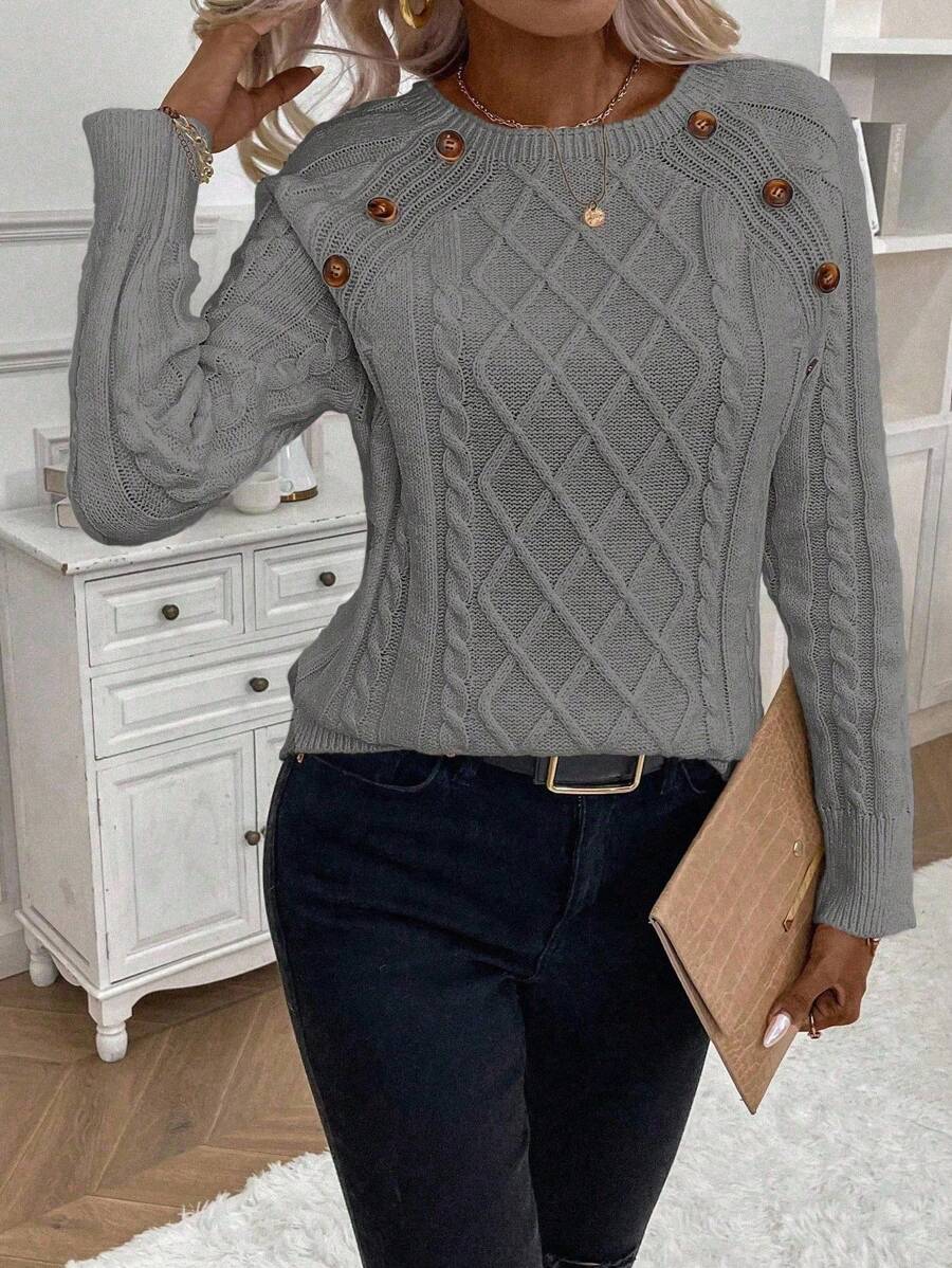 Klara | Sweter z Guzikami i Warkoczowym Splotem