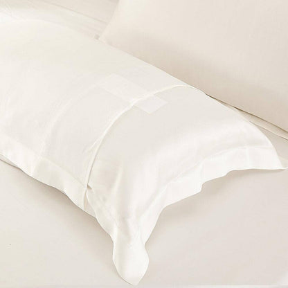 Indulge in luxurious comfort with our premium Oxford Envelope Pillowcases.