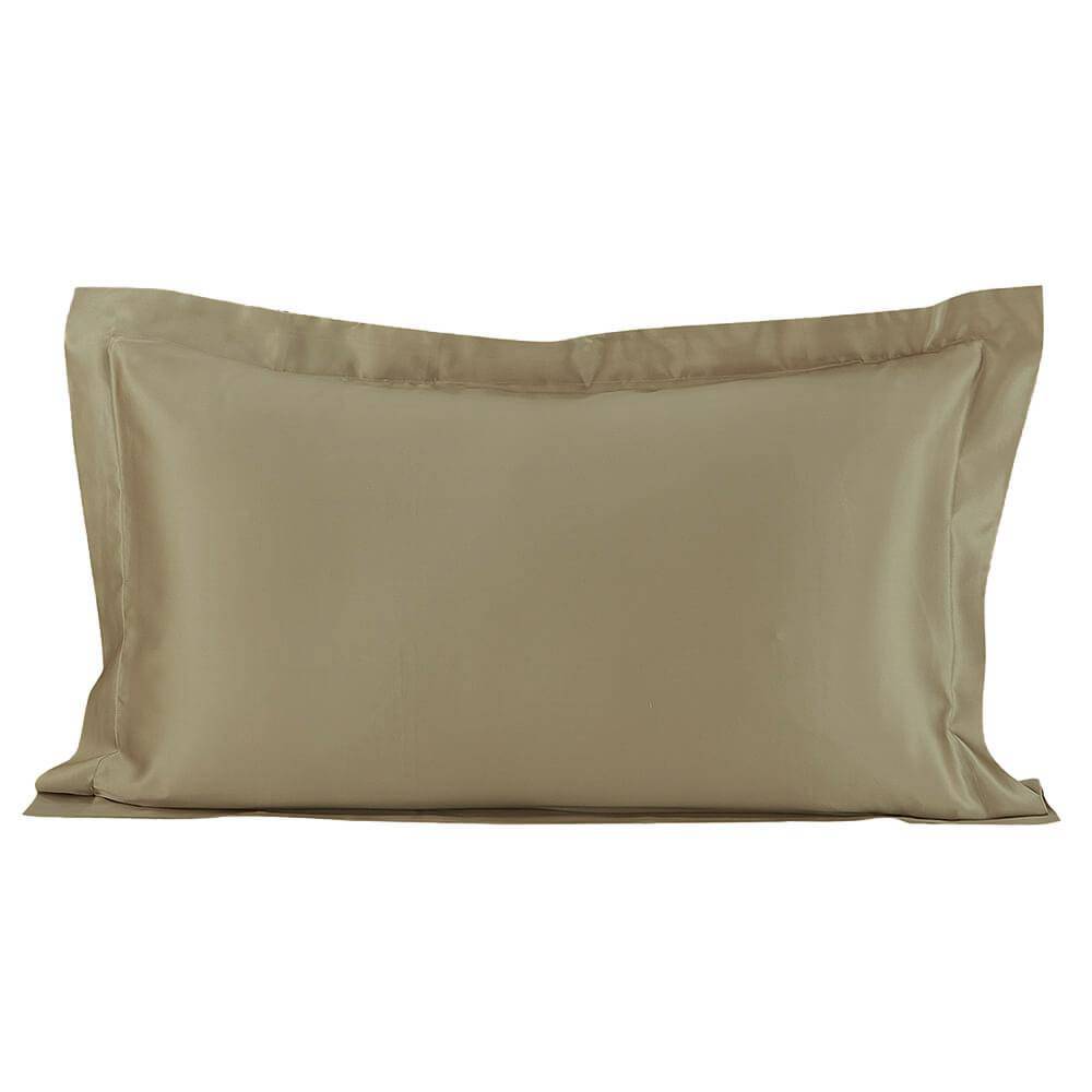 Indulge in luxurious comfort with our premium Oxford Envelope Pillowcases.