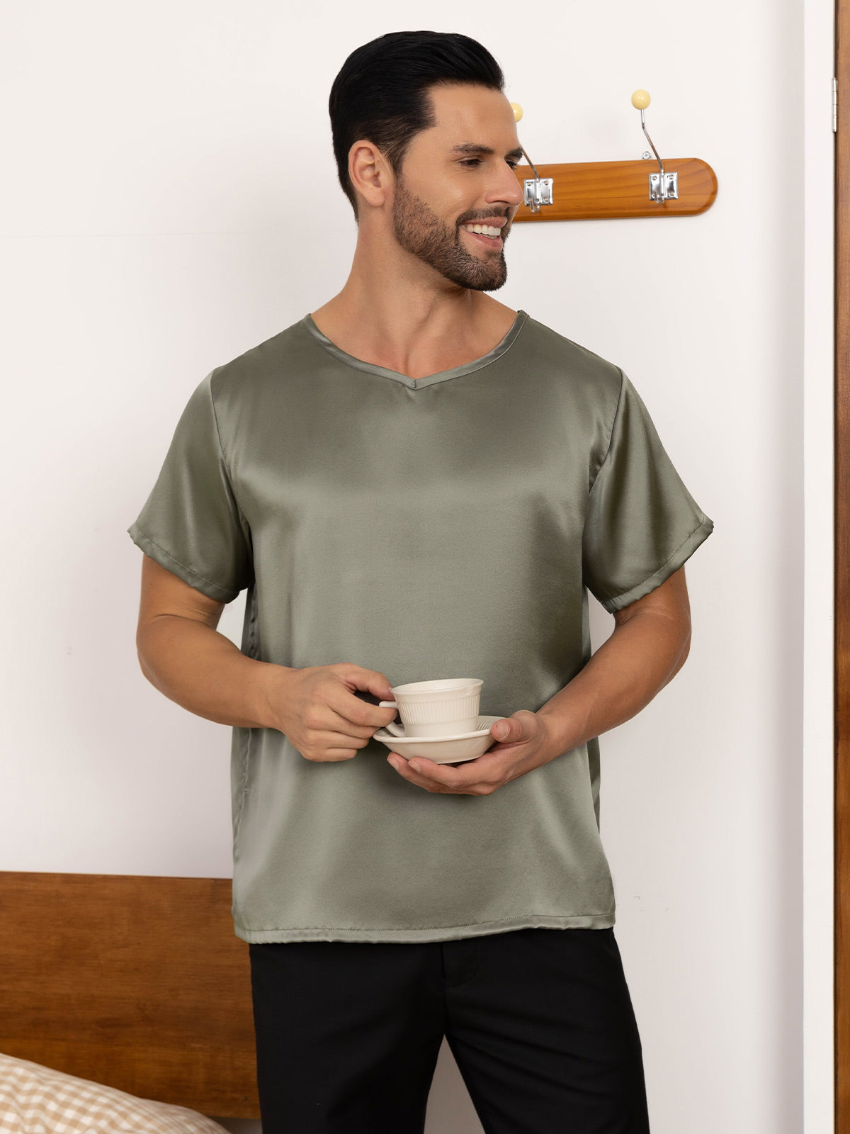 Pure Silk Short Sleeve V-Neck Men's Tee