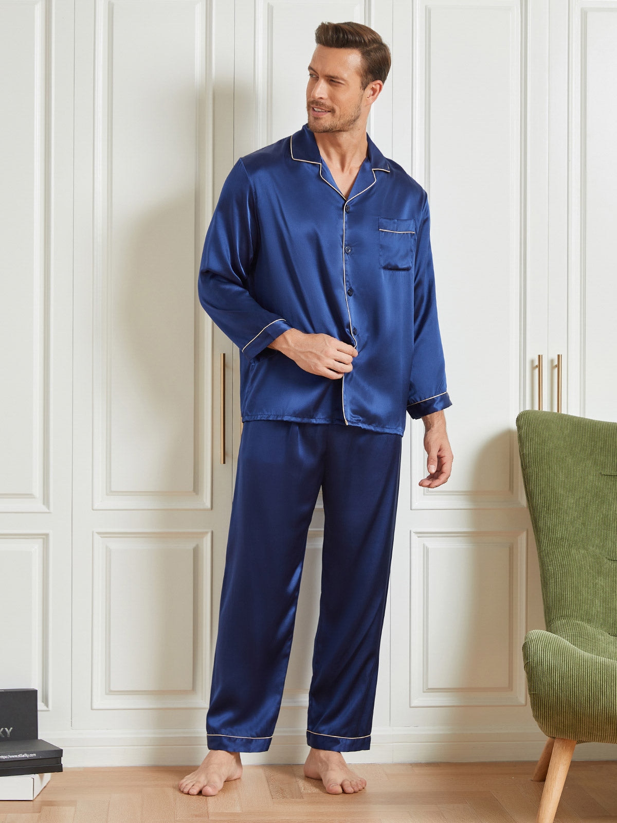 Silk Men's Lapel Long Sleeve Pajamas Set