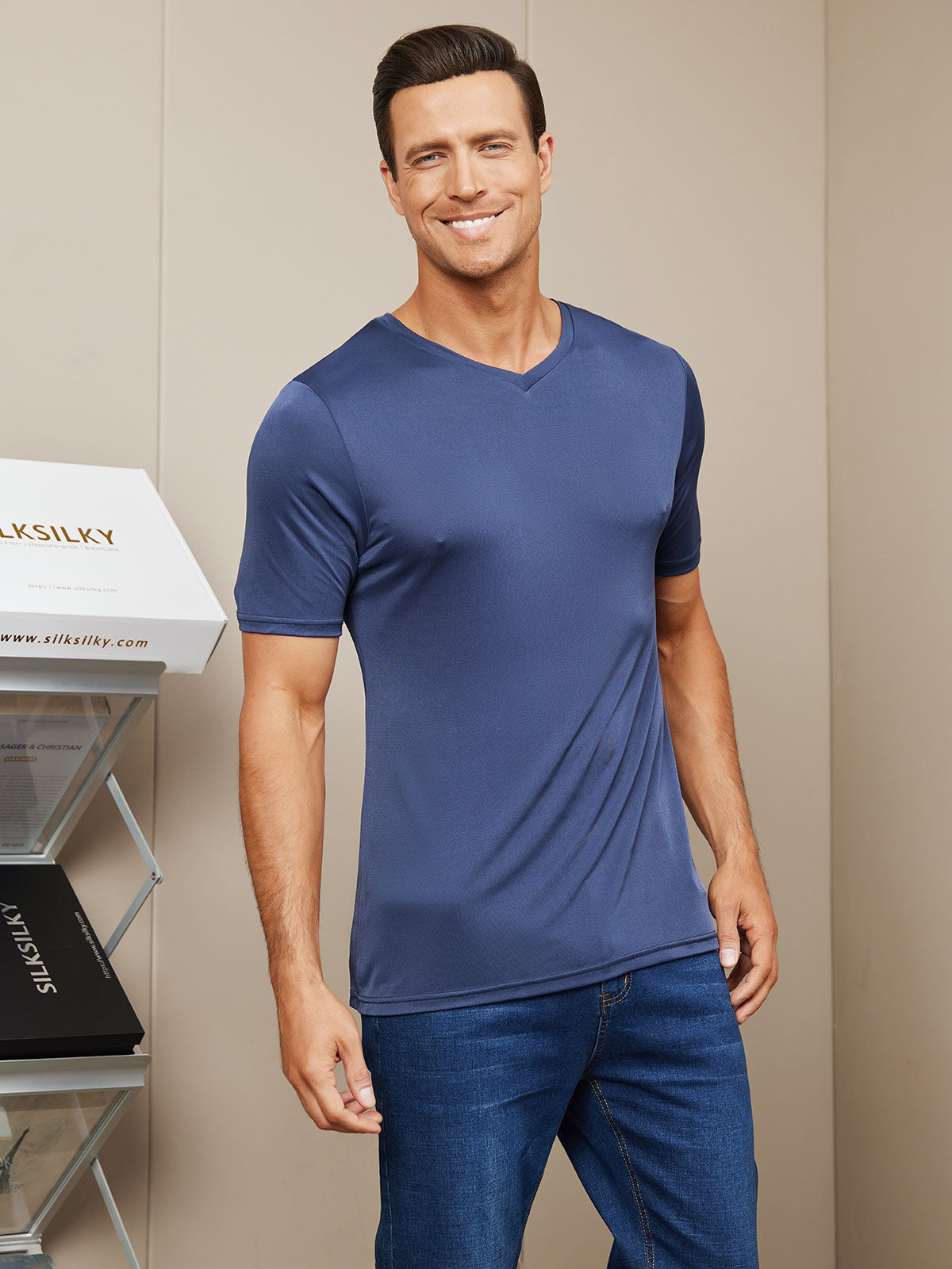 Mens Basic V-Neck Silk Knitted Tee