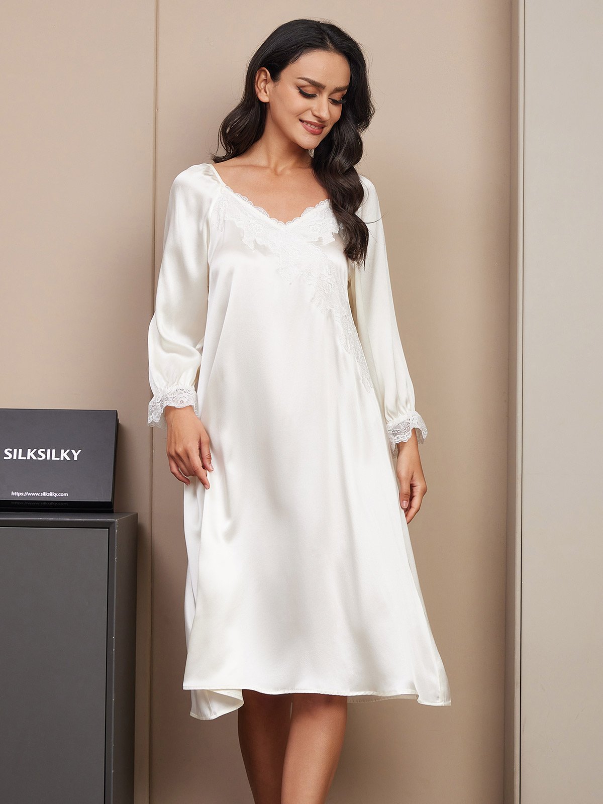 Women's Silk Lace Long Sleeve Midi Nightgown