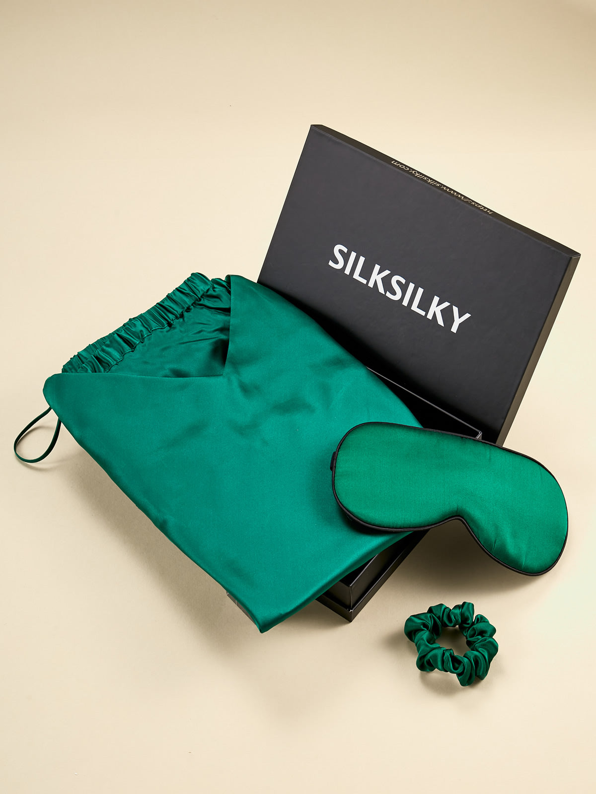 Gift Set - Silk Sleeveless Pajama Set & Eye Mask & Scrunchie