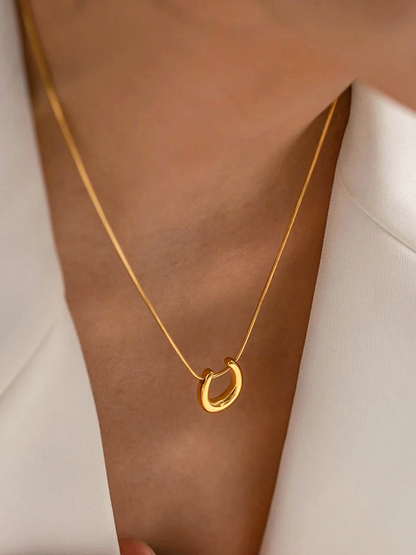 Gouden Lucky Hoefijzer Ketting | Felicity