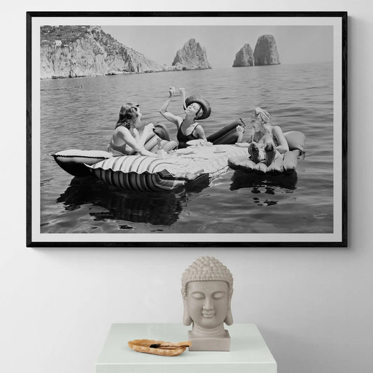 Three Ladies & Pasta 1939 Capri — Black & White