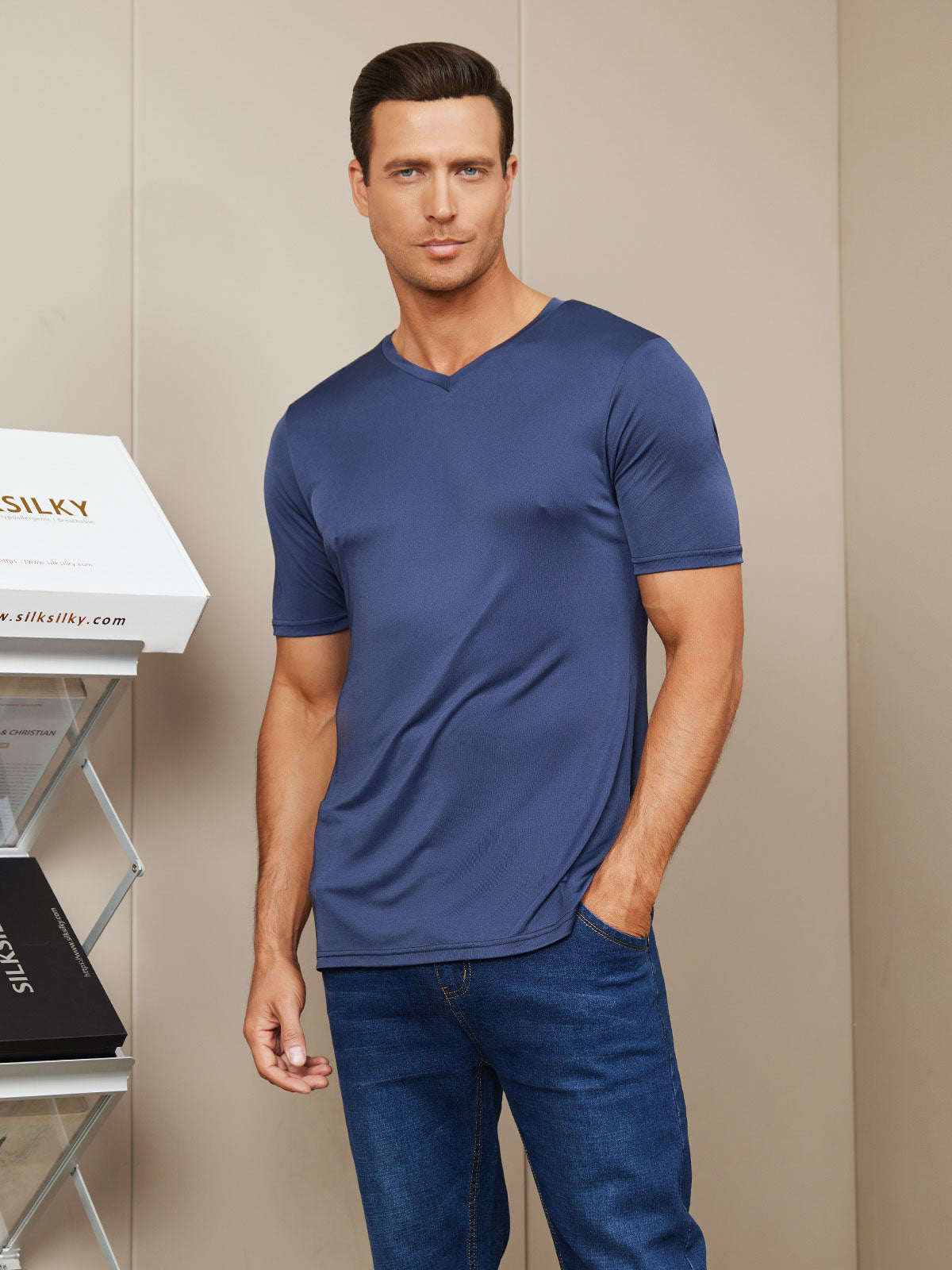 Mens Basic V-Neck Silk Knitted Tee