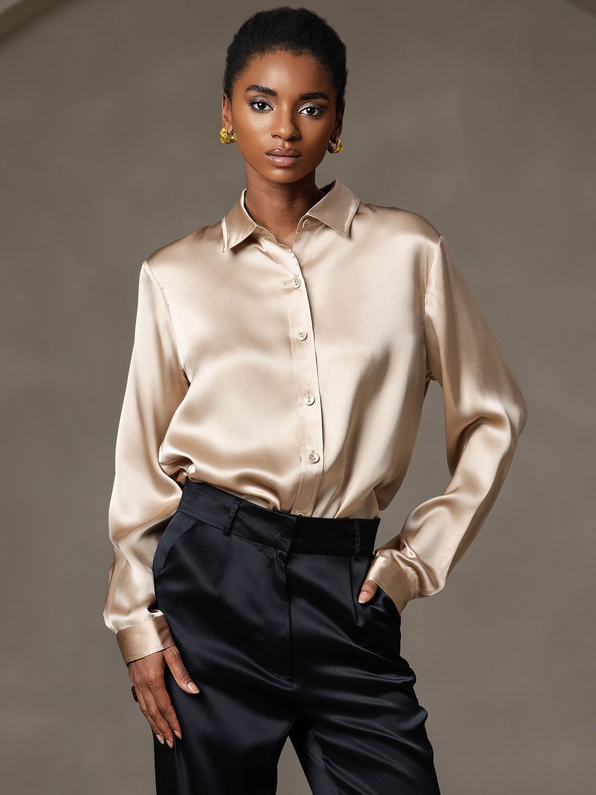 19 Momme Silk Fashionable Basic Shirt