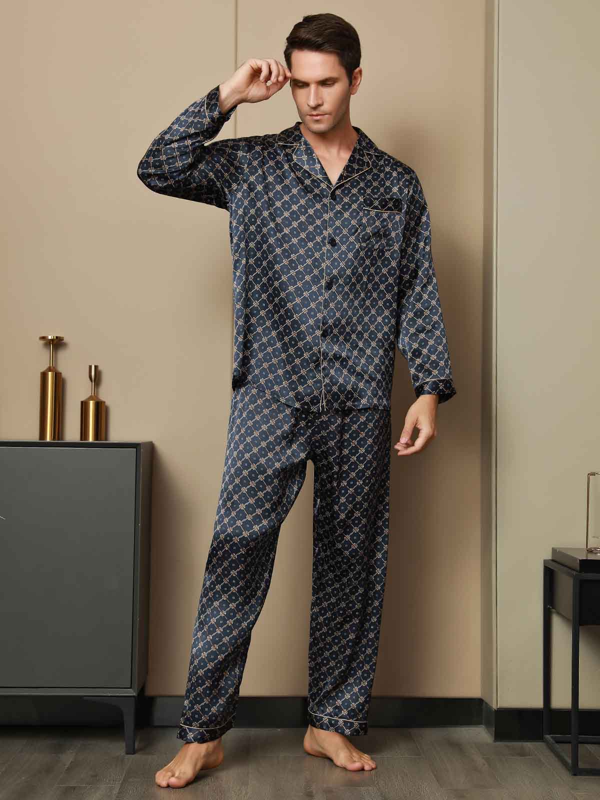 Printed Lapel Men‘s Pure Silk Pajamas