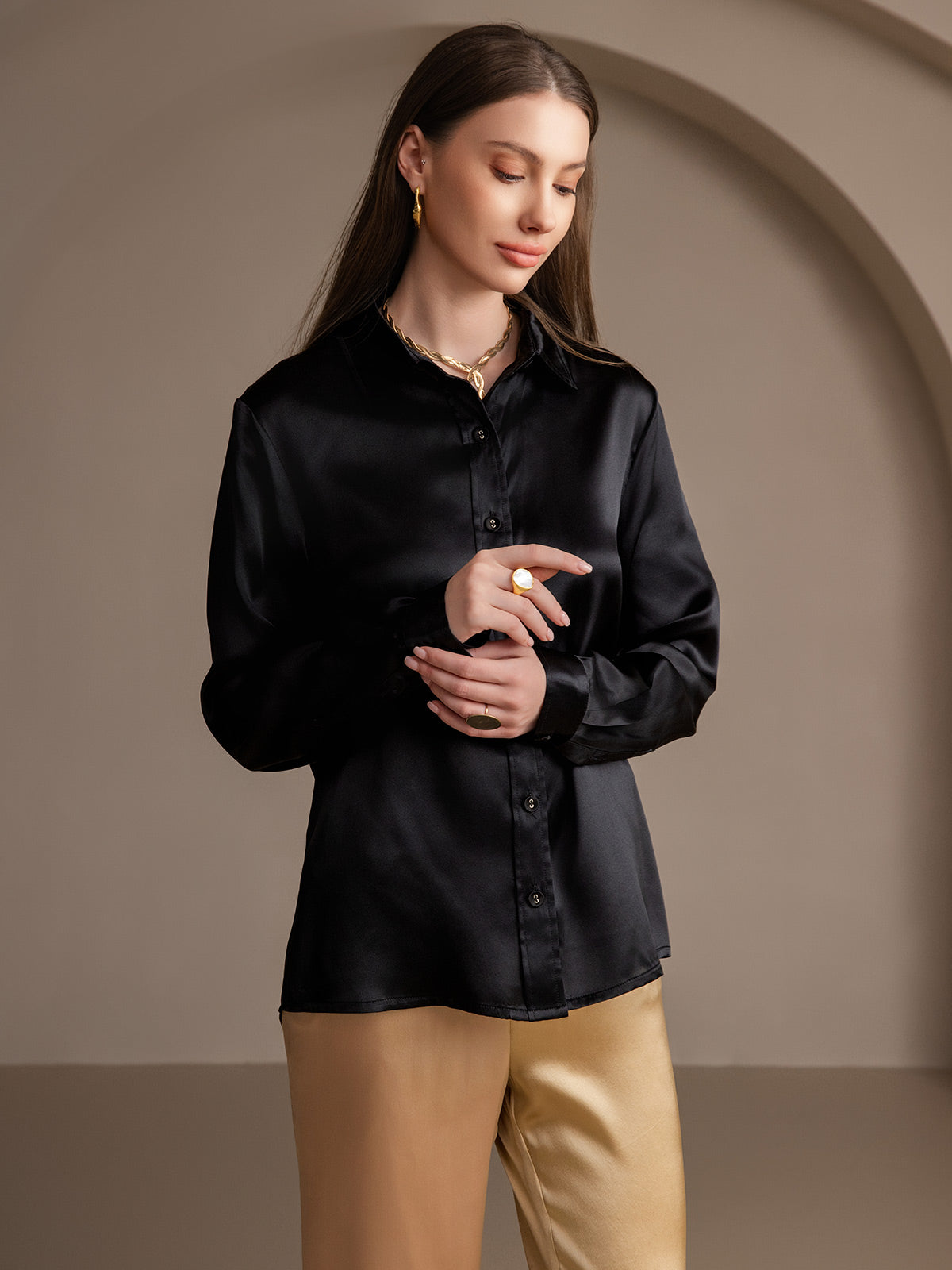 19 Momme Silk Solid Color Fashionable Basic Shirt