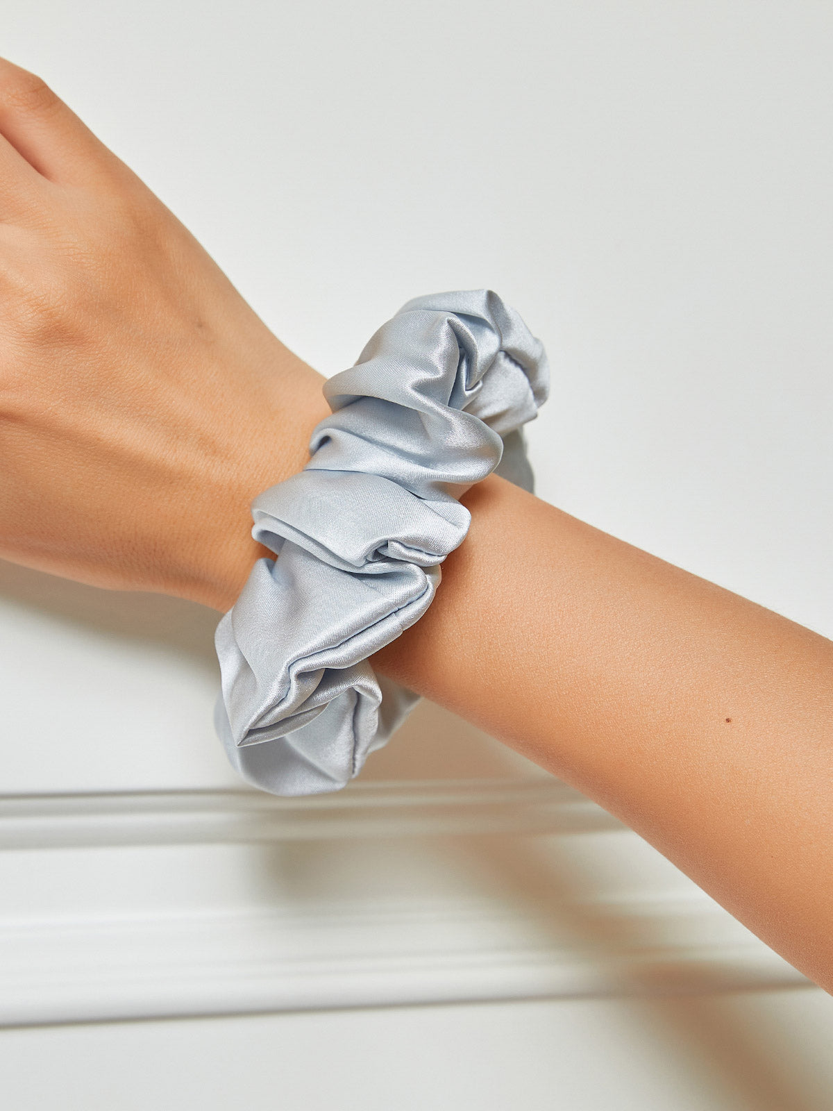 Pure Silk Midnight Scrunchies - Middle - 3.5cm