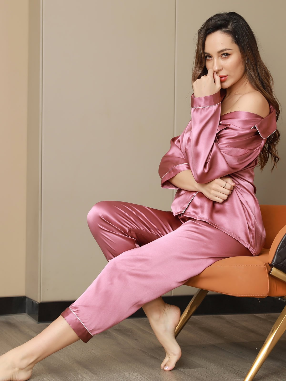 Women‘s Long Sleeve Pure Silk Pajamas Set