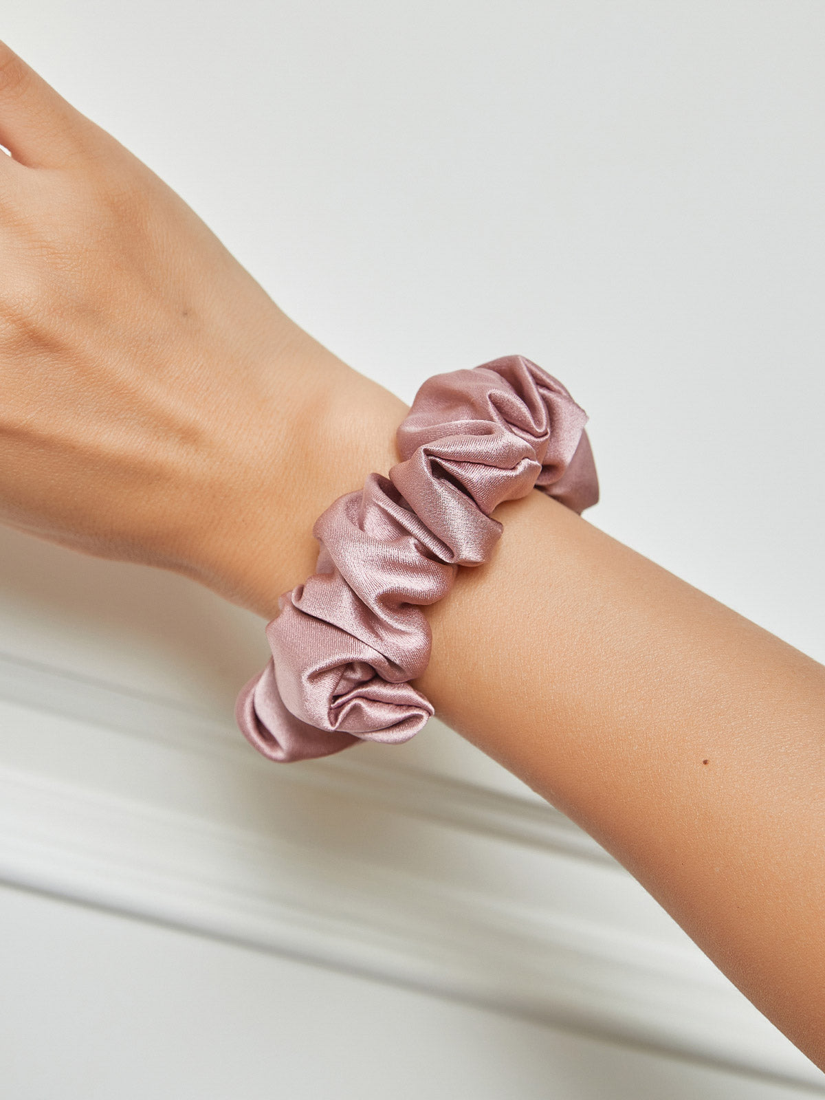 Pure Silk Midnight Scrunchies - Regular - 2cm