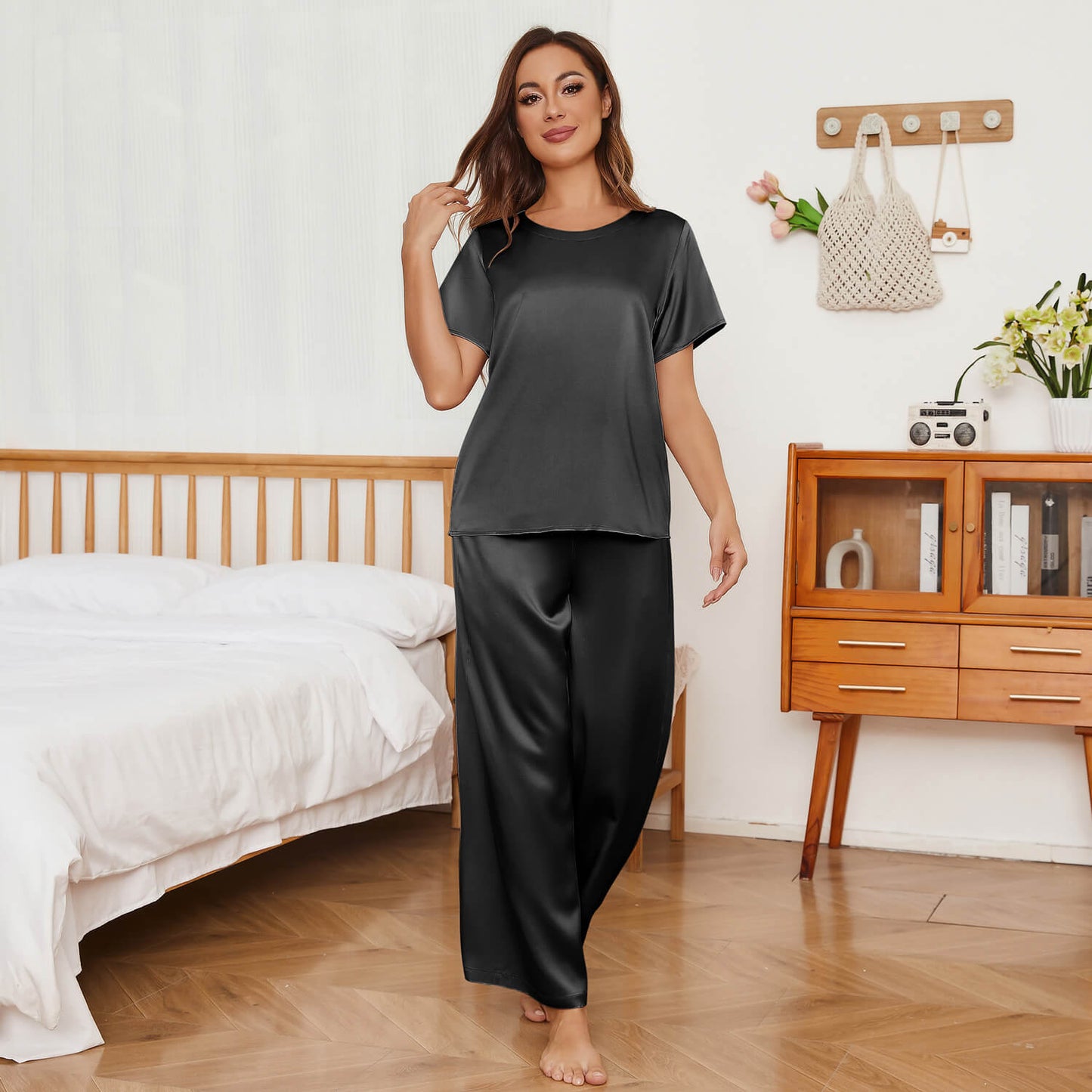 Short Sleeve Pure Silk Women's Pajama Set with Wide Leg Pants