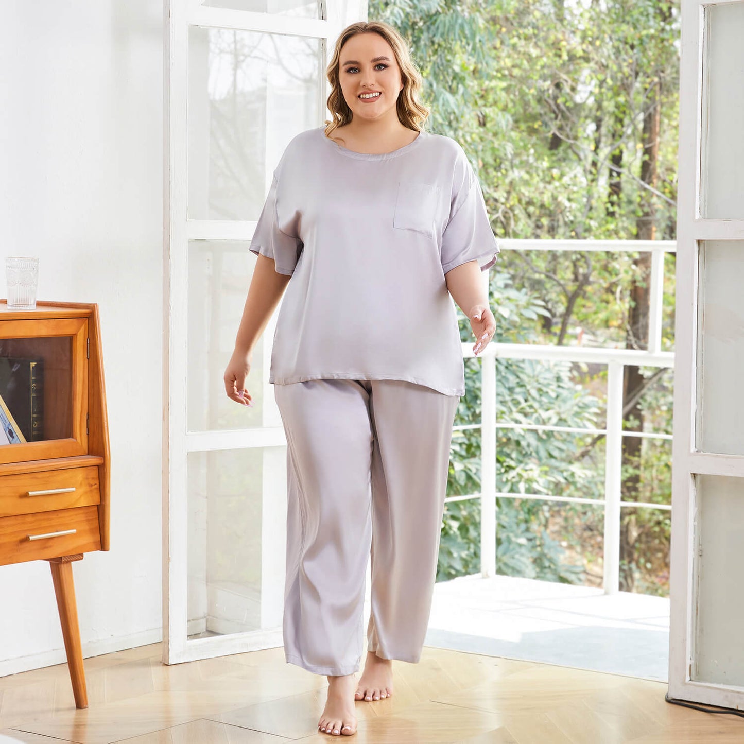 Women's plus size silk Sleepwear Mulberry Short-Sleeve Silk Pajama Set